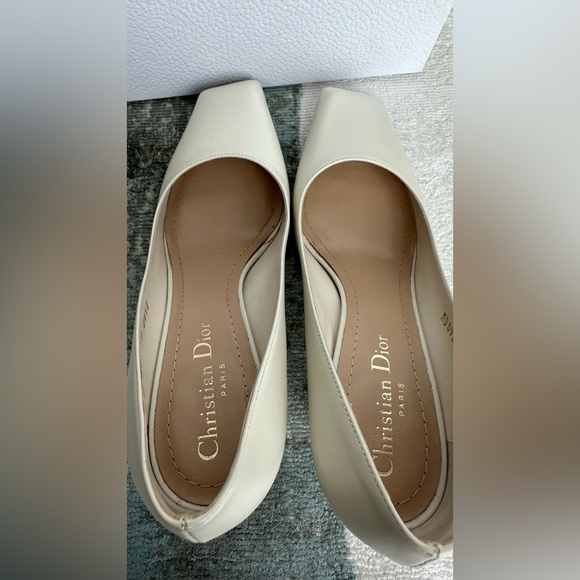 Authentic Christian Dior Rhodes Pumps - Picture 5 of 13
